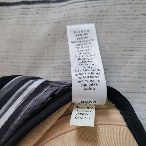 Athleta	Size	XS	Printed Shorebreak Black White Crossback Swim Dress - Picture 9 of 9